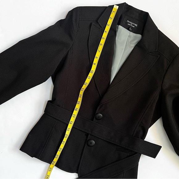 Larry Levine Women’s Peplum Blazer Size 8 - Picture 14 of 15